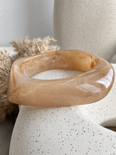 Load image into Gallery viewer, Retro Square Bangle