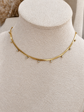 Load image into Gallery viewer, Lucy Herringbone Necklace