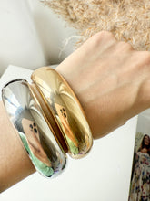 Load image into Gallery viewer, Luxe Glow Bangle
