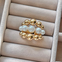 Load image into Gallery viewer, Pearl Gold Ring
