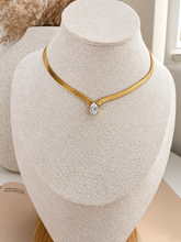 Load image into Gallery viewer, Drop Herringbone Necklace
