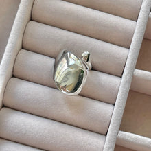 Load image into Gallery viewer, Chunky Ring
