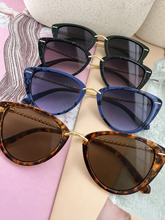Load image into Gallery viewer, Soleil Sunglasses
