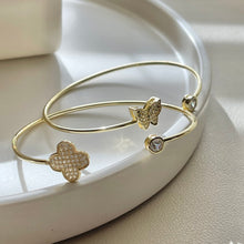 Load image into Gallery viewer, Flower Bangle
