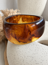 Load image into Gallery viewer, Retro Round Bangle
