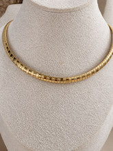 Load image into Gallery viewer, Soleil Herringbone Necklace
