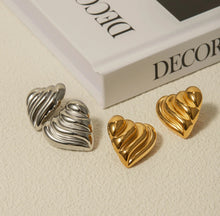 Load image into Gallery viewer, Heart Gold Earrings
