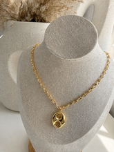 Load image into Gallery viewer, Bold Tab Pendant Necklace
