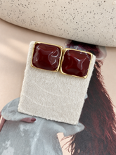 Load image into Gallery viewer, Vintage Square Earrings

