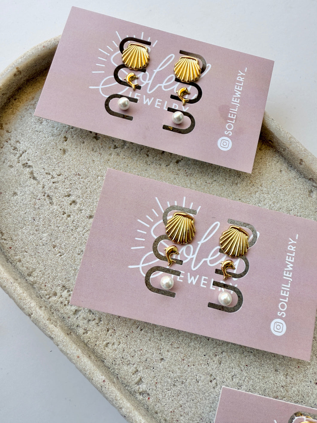 Shell, Dolphin and Pearl Studs Set