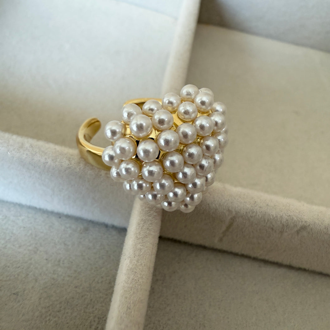 Pearls Heart Adjustable Ring