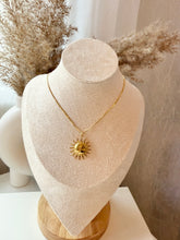 Load image into Gallery viewer, Dainty Sun Pendant Necklace
