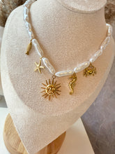 Load image into Gallery viewer, Sea Charms Pearls Necklace
