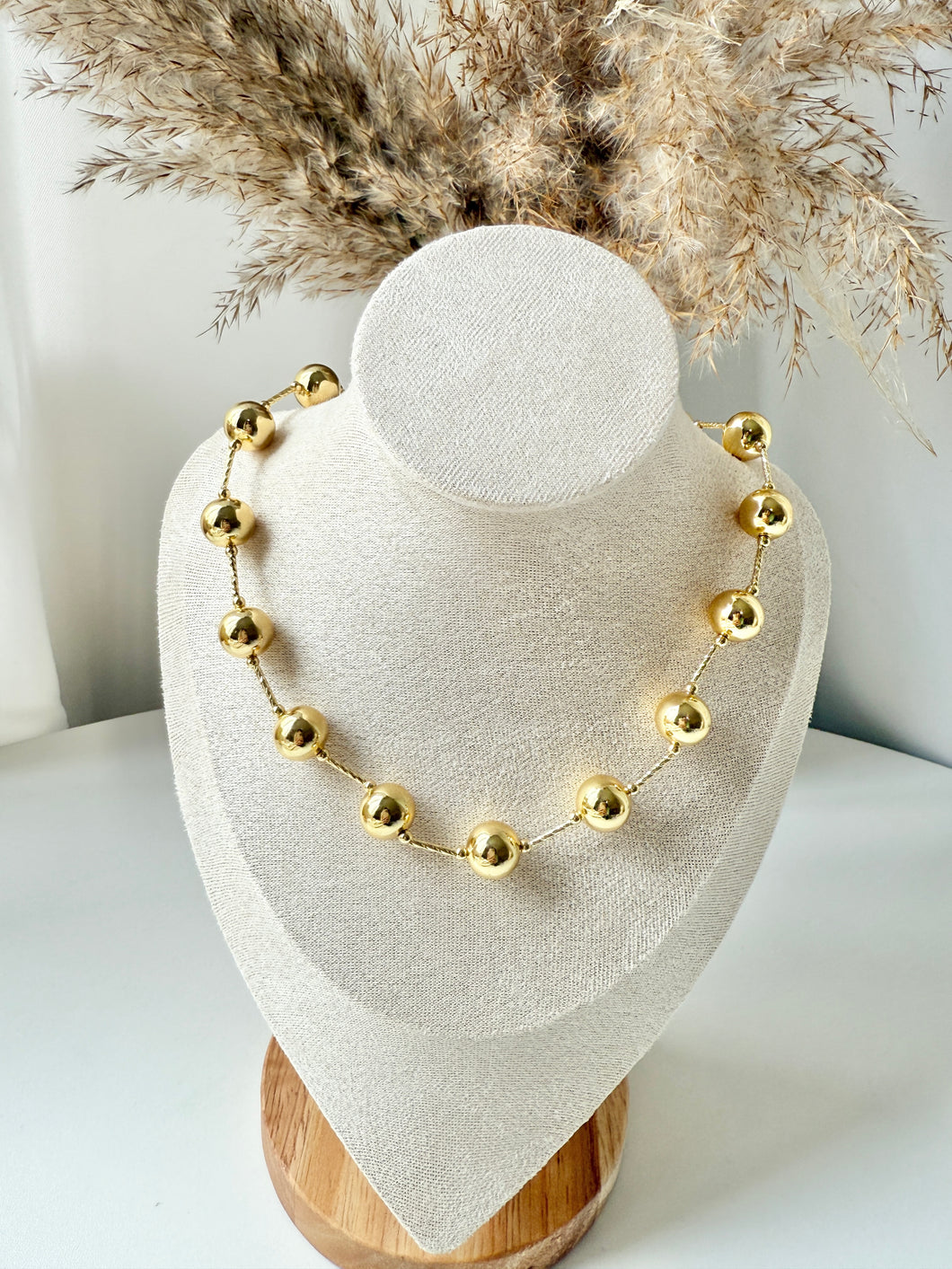Glimmer Beads Necklace
