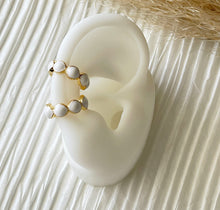 Load image into Gallery viewer, Enamel Ear Cuff
