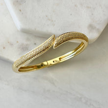 Load image into Gallery viewer, Zirconia Bangle
