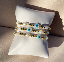 Load image into Gallery viewer, Evil Eye Pearl Bracelet
