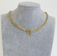 Load image into Gallery viewer, Toggle Clasp Necklace
