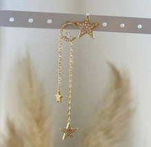 Load image into Gallery viewer, Moon and Star Earrings
